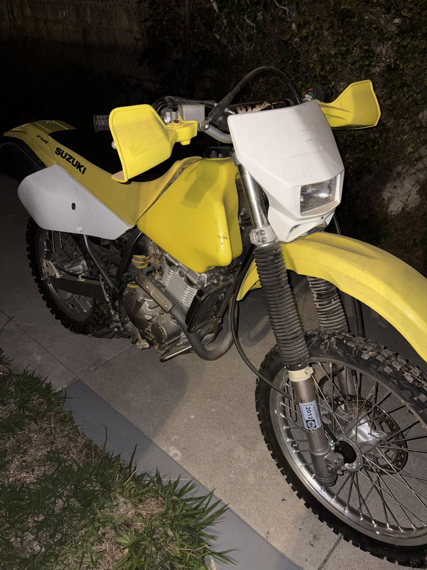 Suzuki drz 250 