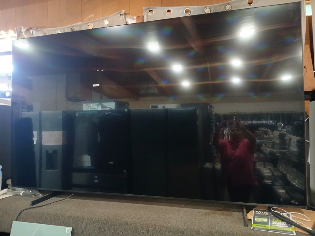 Televisión  85 Pulgadas