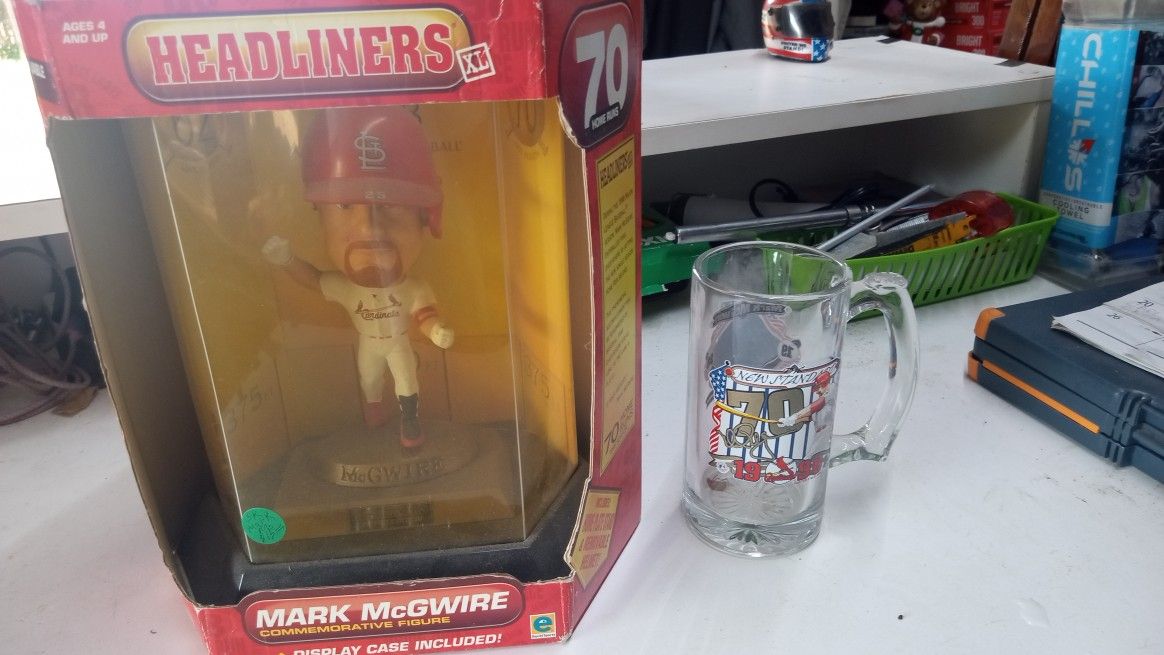 Mark McGwire Headliner Figurine And Glass