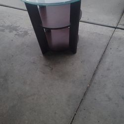 2 Glass Coffee Tables 