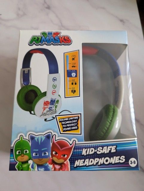 Earphones