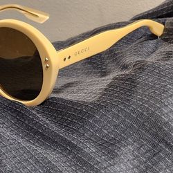 Gucci
Women's Natural Bold Round Sunglasses