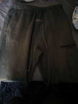 Black essential sweats