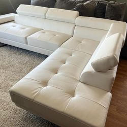 New Sectional W Adjustable Headrests .  White Leather .  106” X 77”.  Free Delivery !