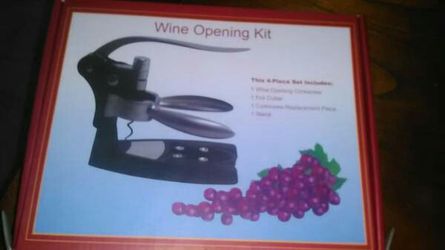Wine opening kit* 4 piece set* brand new!