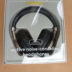 Wireless Active Noise Canceling Headphone with Carrying Case. Black/Gold