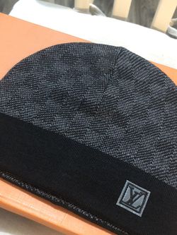 Beatiful Black Lv Hat for Sale in Greystone Park, NJ - OfferUp