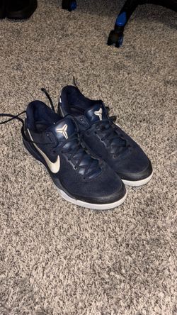 Nike Kobe 8 Navy Blue Low-Top Basketball Sneakers