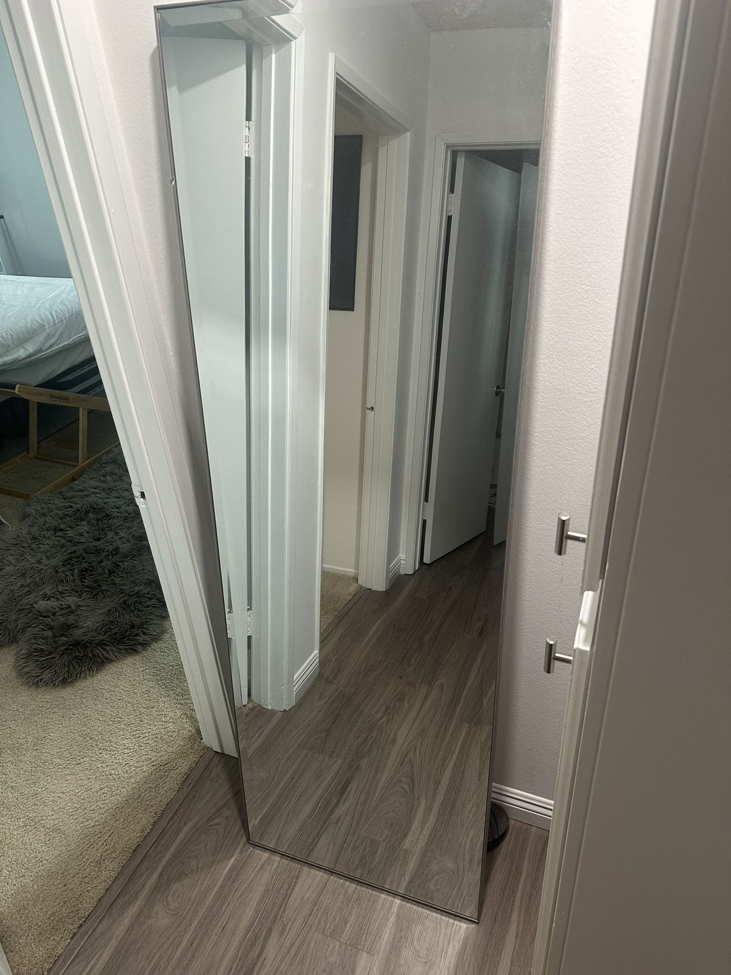 6 Foot Tall Leaning Mirror