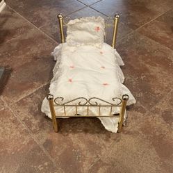 Samantha American Girl Doll Bed