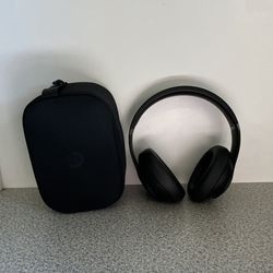 Beats Studio Pro noise canceling headphones wireless