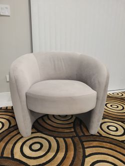 Barrel Accent Chair