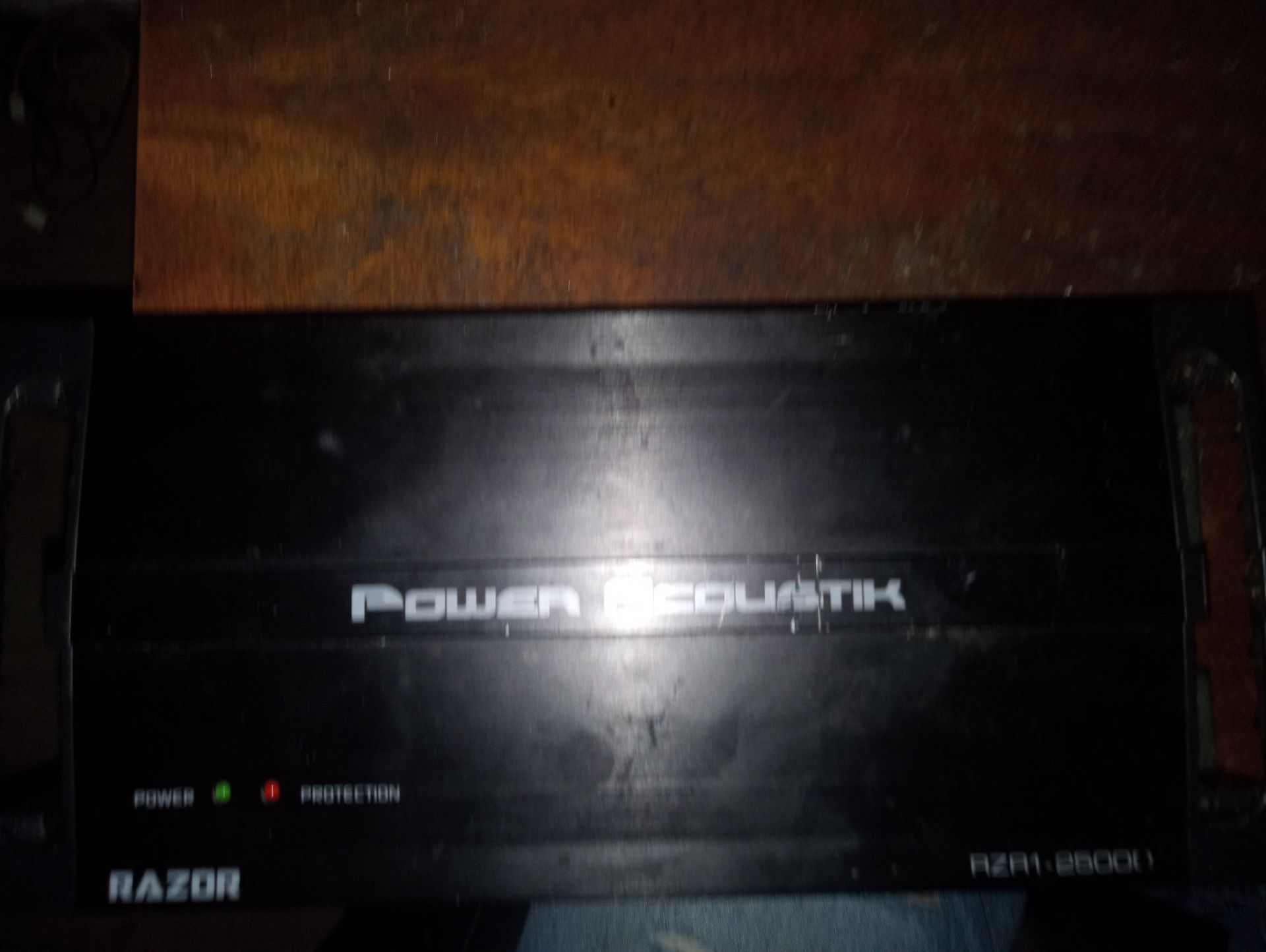 Power acoustik amp
