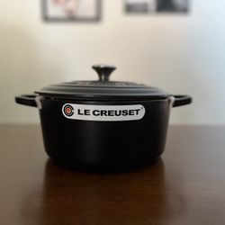 Le Creuset 3.5 qt Dutch Oven Black