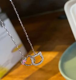 Hello Kitty Necklace 💖🥰