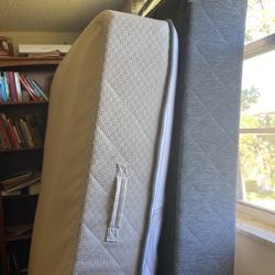 FREE queen Size mattress And Spring Box 