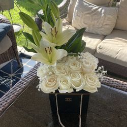 Flower arrangement