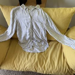 Classic Elegant Striped  Button Down Shirt 
