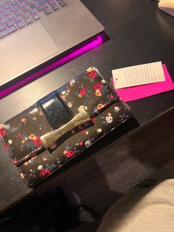 Betsey Johnson women wallet