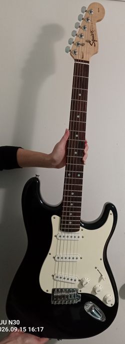 1997 Squier Affinity Stratocaster by Fender – China – Black/White – Rosewood – Never Played