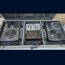 Turntables America  Audio  CD Players Numark Mixer Road Ready Coffin