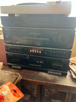 Pioneer RX-1310 Stereo System with Realistic LAB-420 Turntable with speaker and 103 records