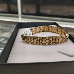 14k Gold Nugget bracelet 23 grams layway available 10k down if you interested please make sure you ask for Maribel thank you