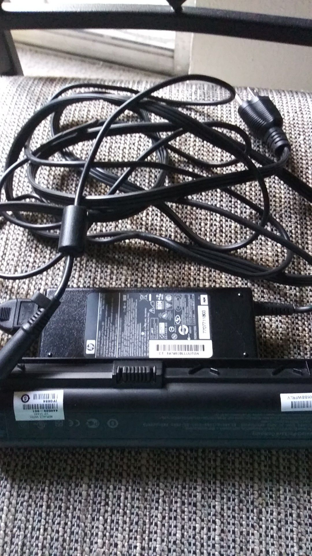 Battery and charger for HP notebook computer laptop