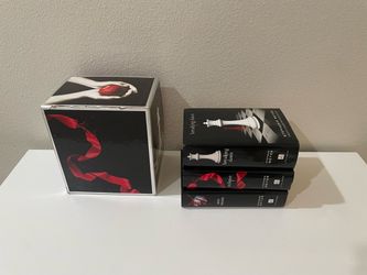 Stephenie Meyer The Twilight Saga Hardcover Box Set