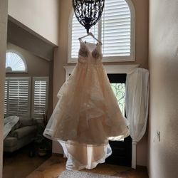 Wedding Dress / Vail