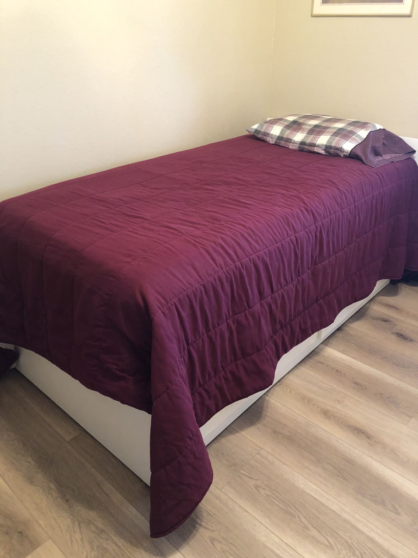 Twin Bed