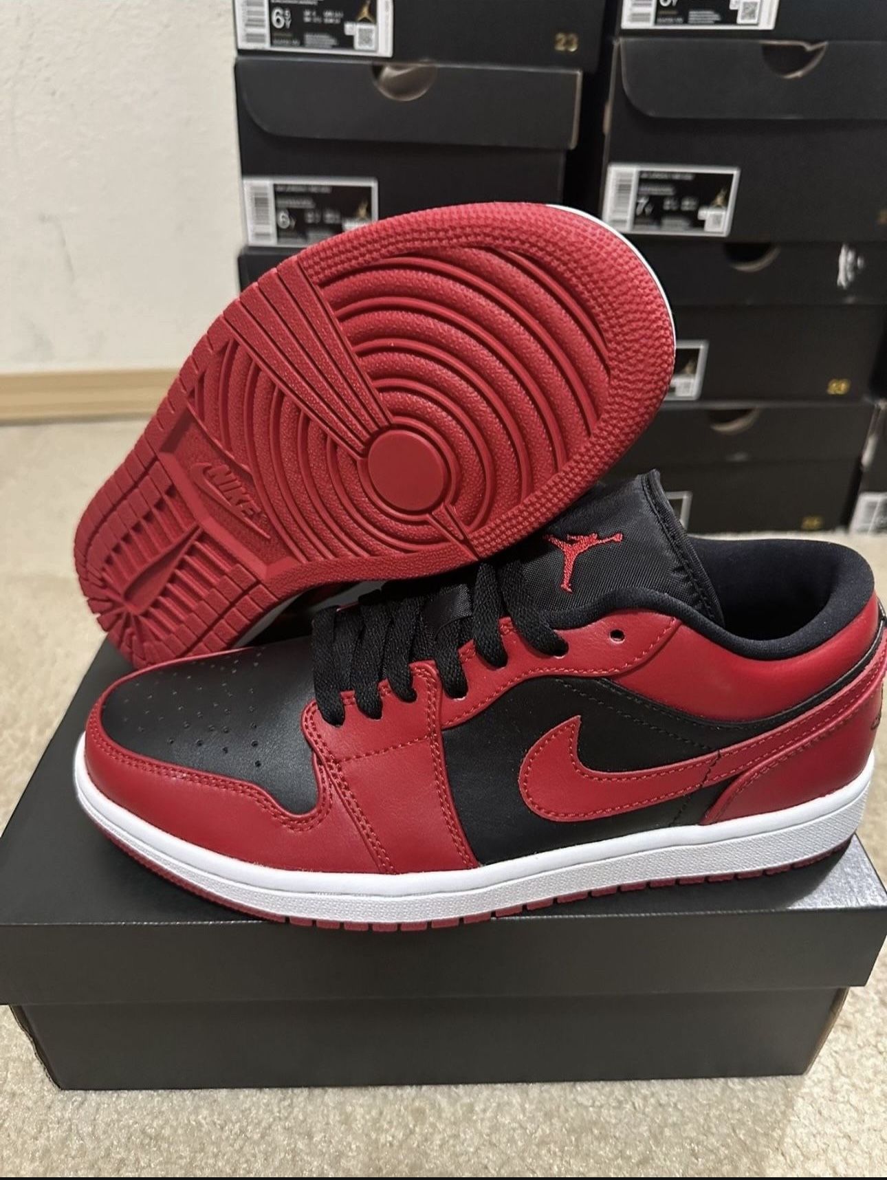 Nike Air Jordan 1 Retro Low Reverse Bred Red Black 553558-606 Size 8 Brand New