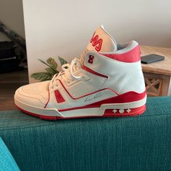 Louis Vuitton LV Trainer Sneaker Mid