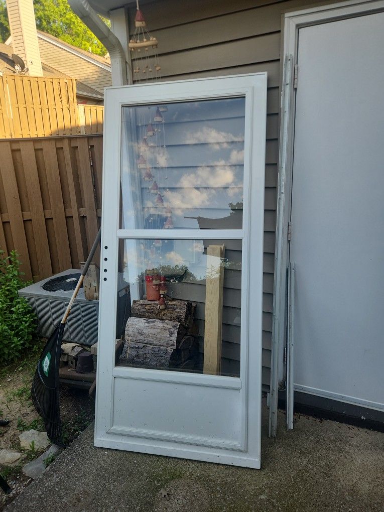 Larson Storm Door White