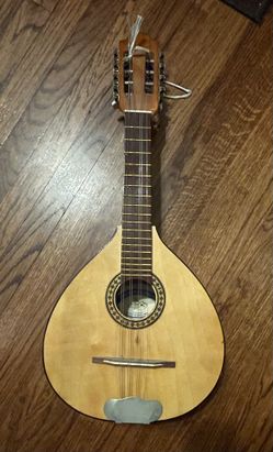 Portuguese Guitar / Guitarra Portugues