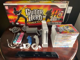 Wii Console, 12 Game bundle, Guitar Hero Bundle
