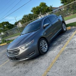 2014 Ford Taurus