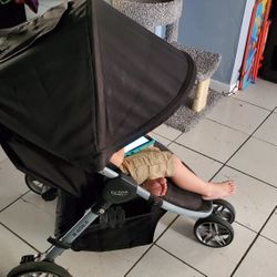 Britax Bagile Stroller