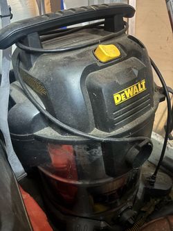 DeWalt Wet/Dry Shop Vacuum