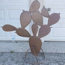 Metal outdoor cactus decor 44”H