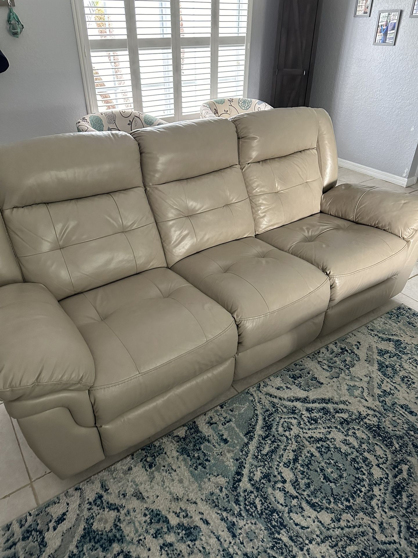 Leather Reclining  Sofa