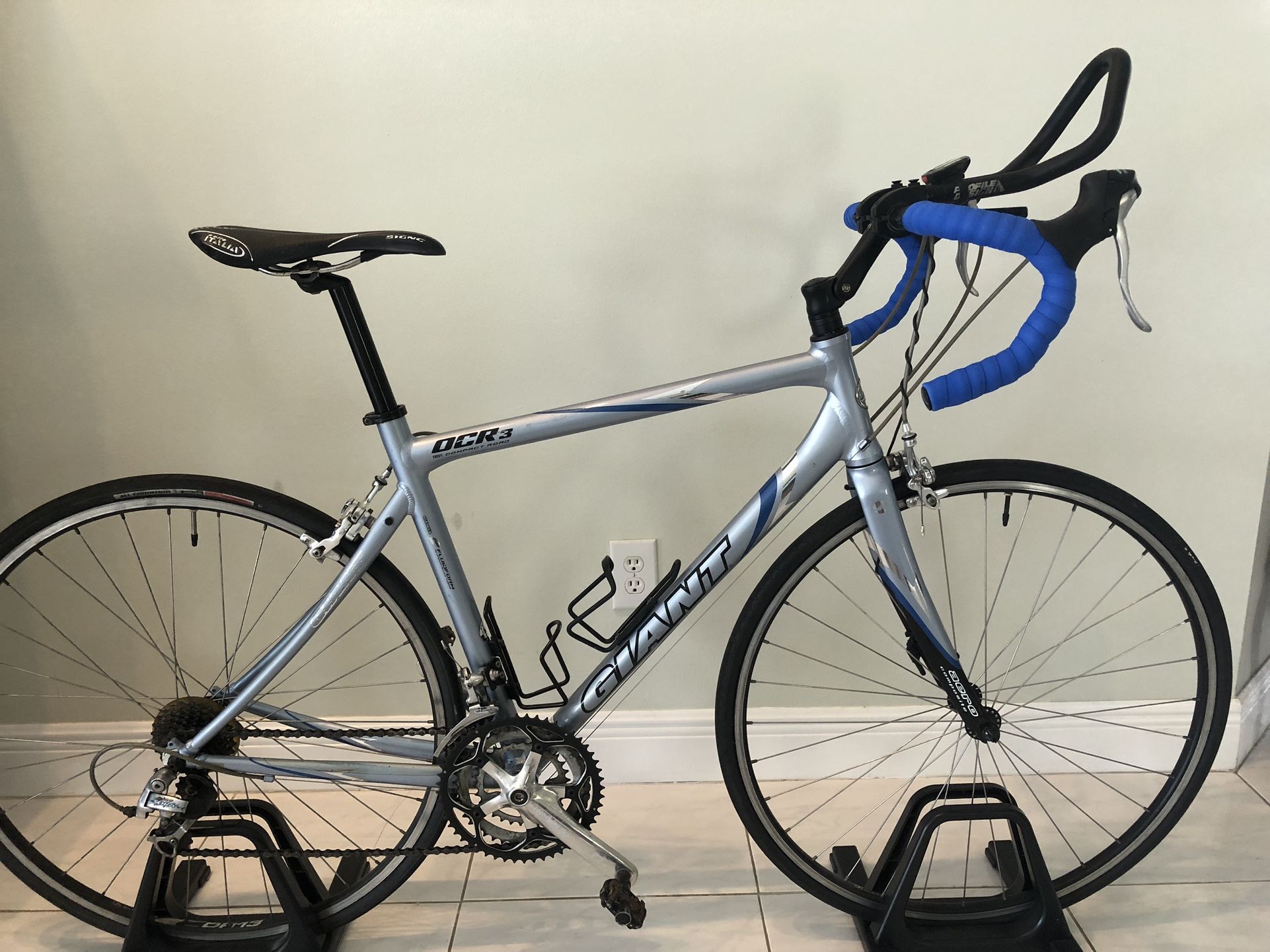 Giant OCR3 Road Bike With Upgrades
