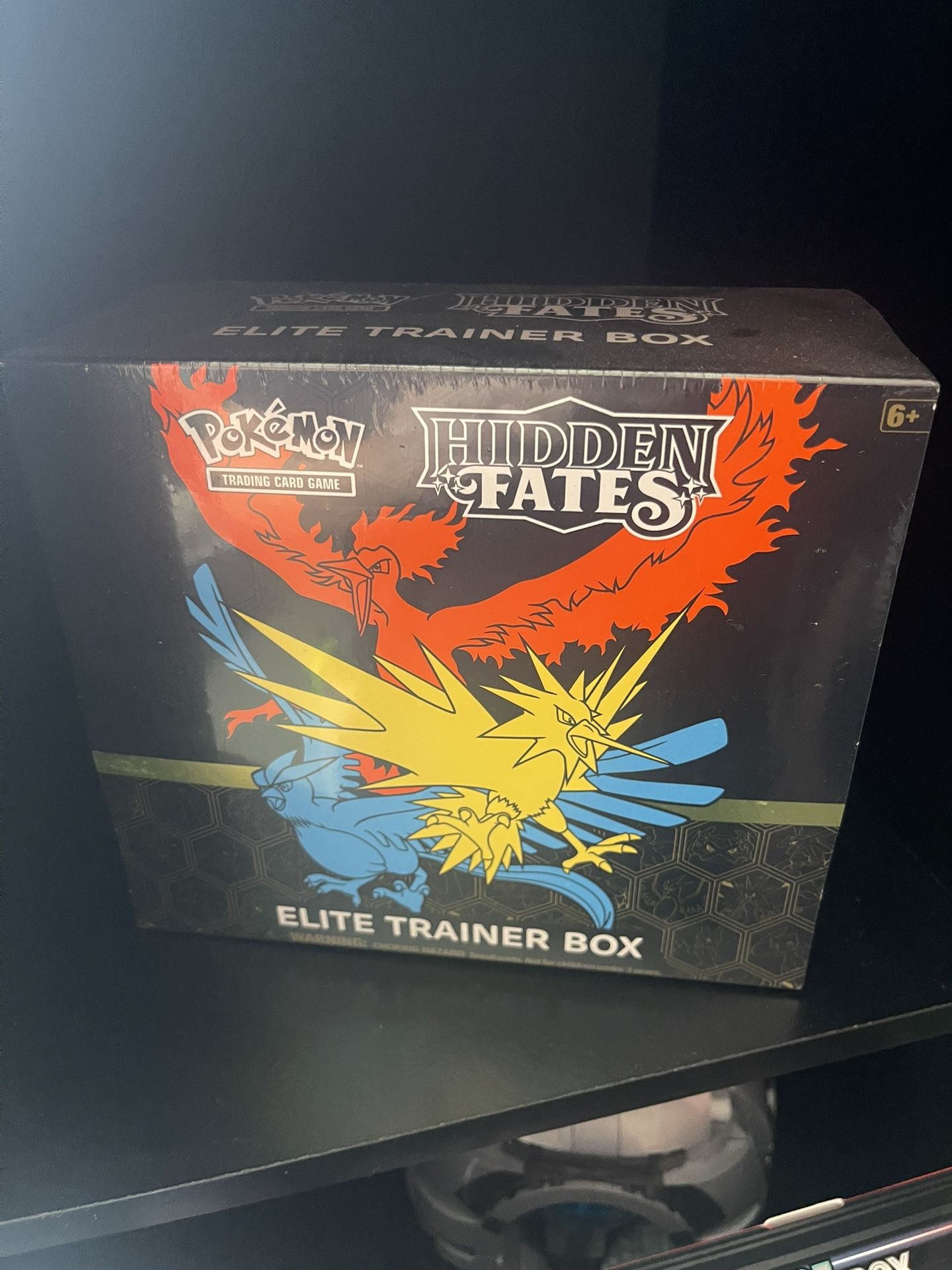 Pokemon Hidden Fates ETB