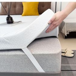 Brand New In Box Memory Foam 2 Inch Mattress Topper 