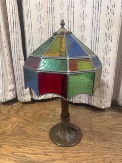Vintage Tiffany style lamp