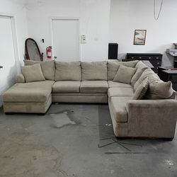 Large Tan Sectional Couch 