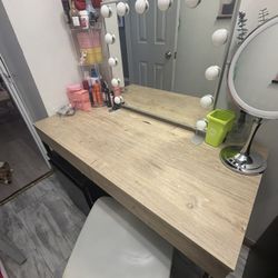 Desk Only $50 Pickup Only 