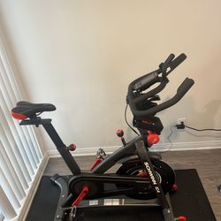 schwinn ic4 indoor cycling bike