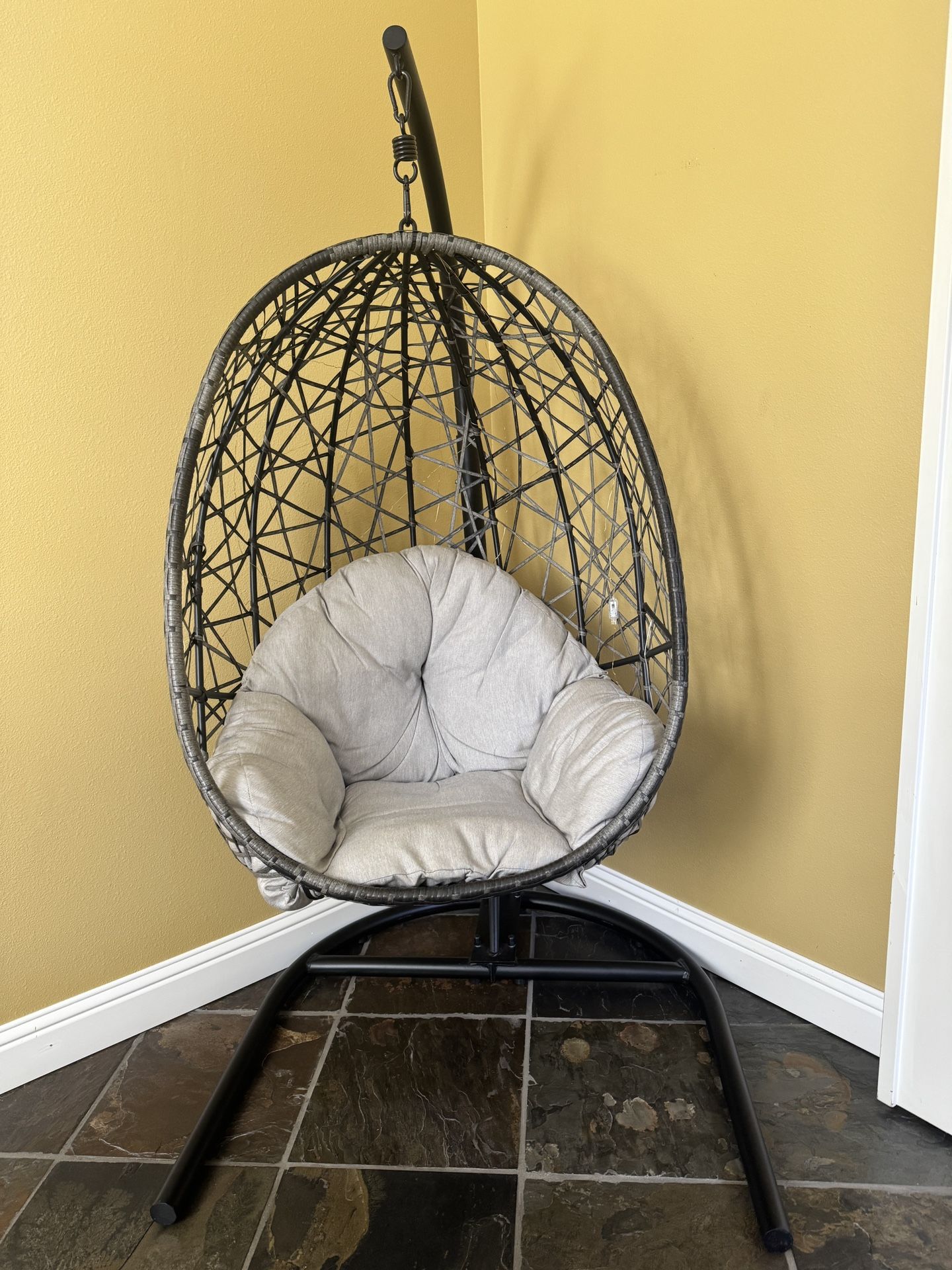 Hanging Egg Chair