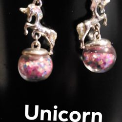 🩷 Unicorn Earrings - Still Available
